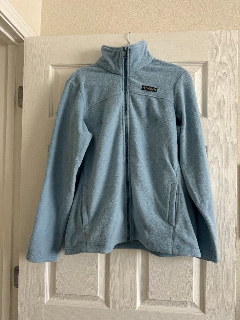 Columbia Light Blue Fleece - L